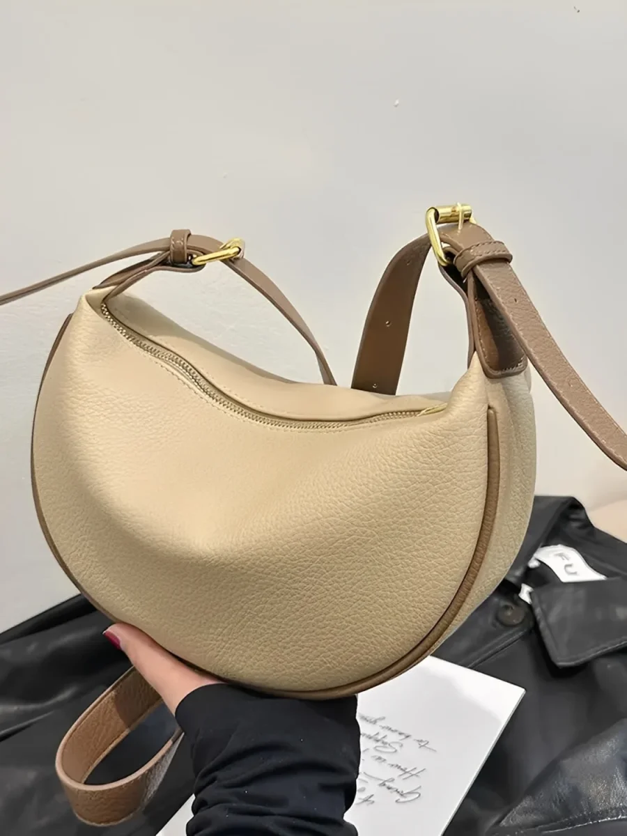 Bolsa Tiracolo Meia-Lua Couro PU Texturizado com Alça Ajustável - Roselyn - Image 7